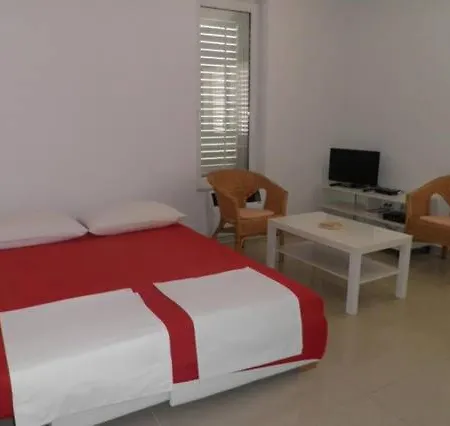 Irena Apartment